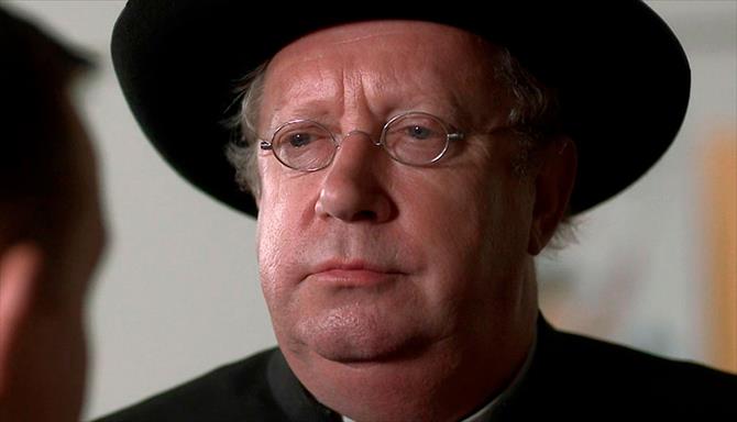 Father Brown - 3ª Temporada - Ep. 13 - The Paradise of Thieves